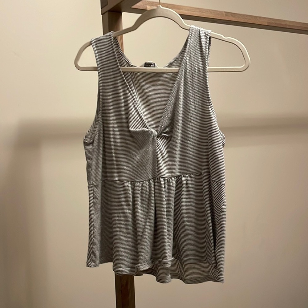 Adorable Lucky Brand nautical tank top